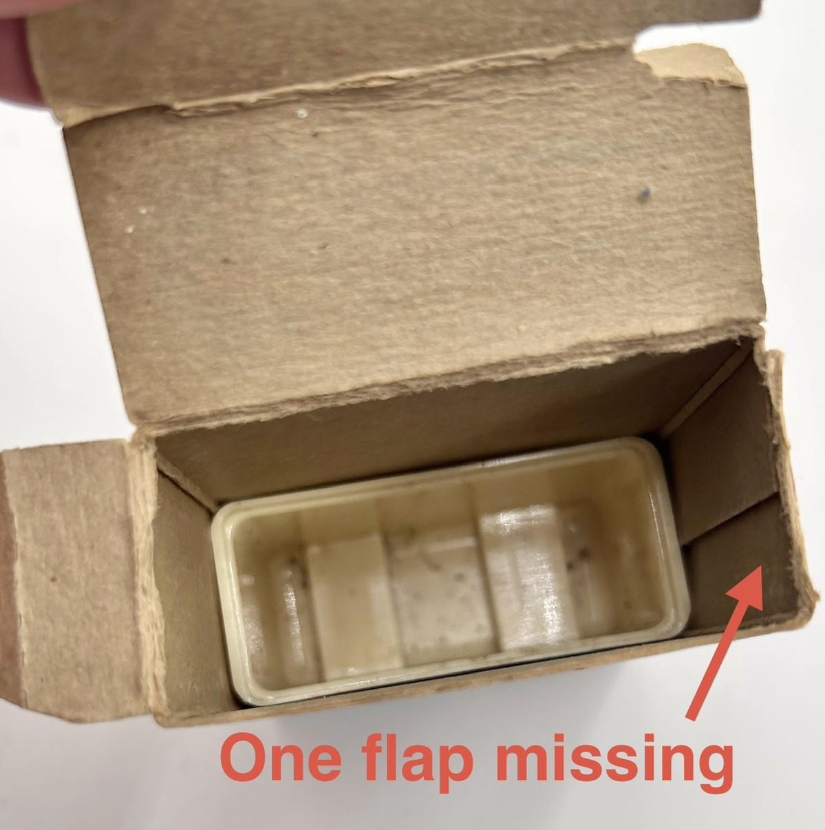 VTG Magnetic Cigarette Holder Pack Camel Cardboard Box