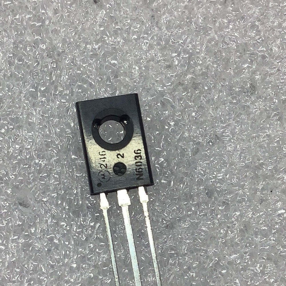 2N6036 - Silicon PNP Transistor - MFG. MOTOROLA