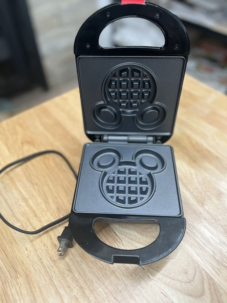 Mickey Mouse Mini Waffle Maker Non Stick Electric Kitchen Cooker Breakfast Baker