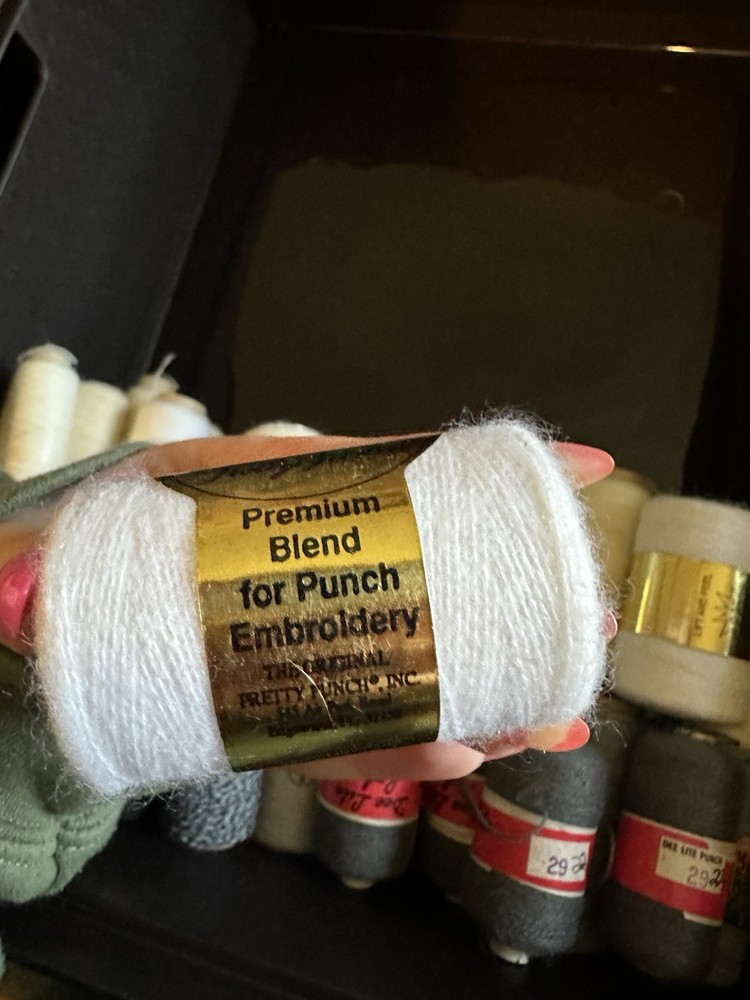 Dee Lite Red And Pretty Punch Threads Bulk Lot Approx 620