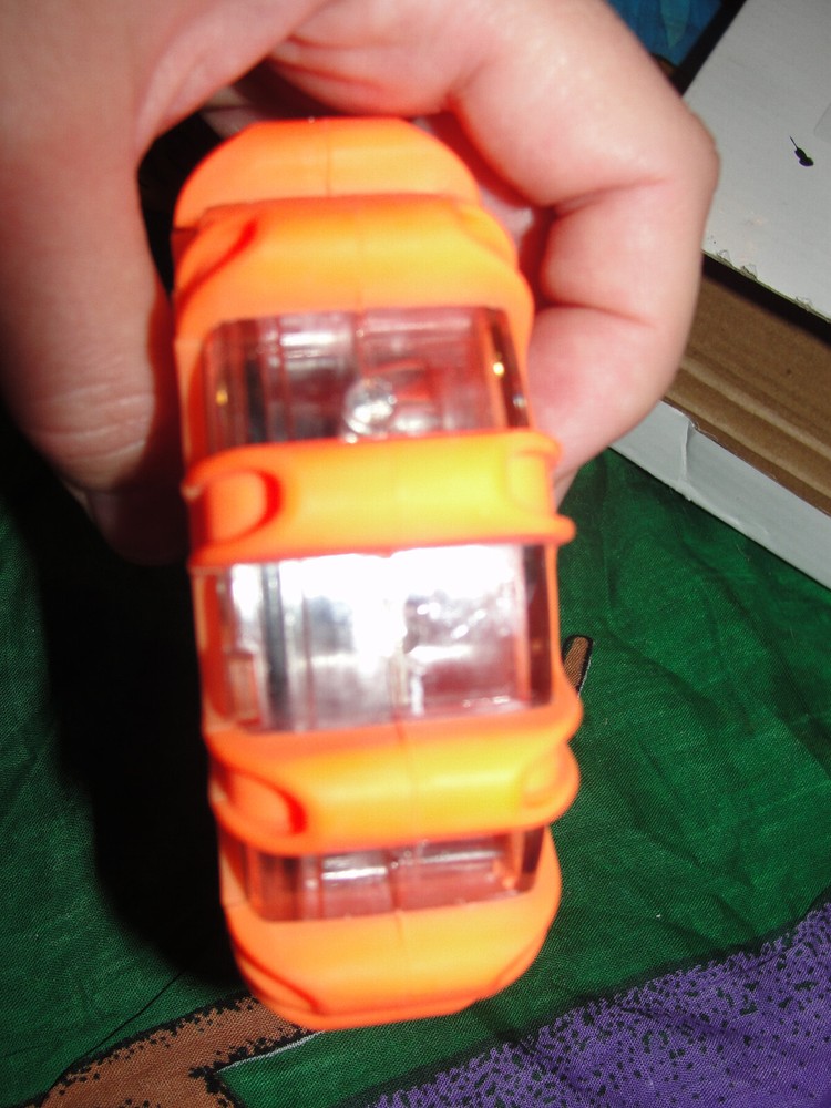 LED ROAD FLARE STROBE MAGNETIC BASE (ORANGE)