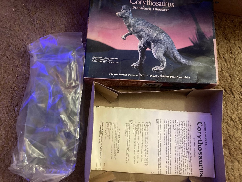 Lindberg 267 Corythosaurus Dinosaur Plastic Model Kit