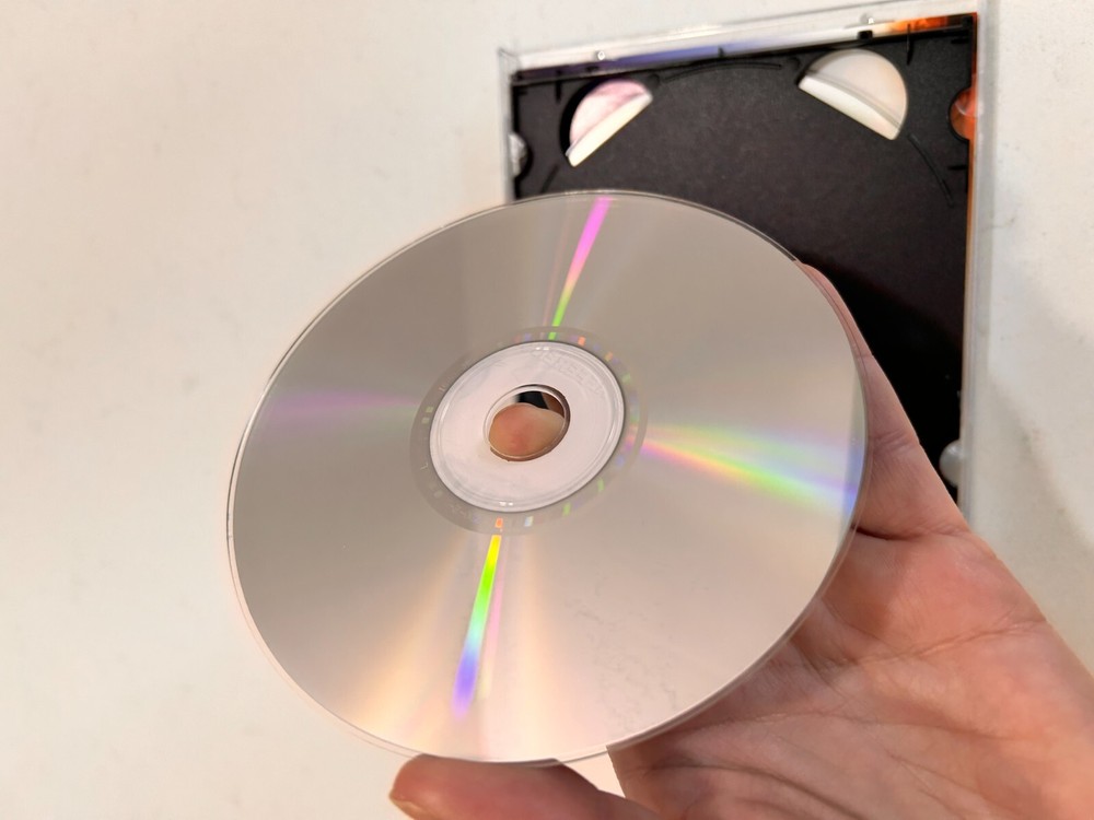 Simon And Schuster Encyclopedia & Webster's Talking Dictionary/Thesaurus Windows