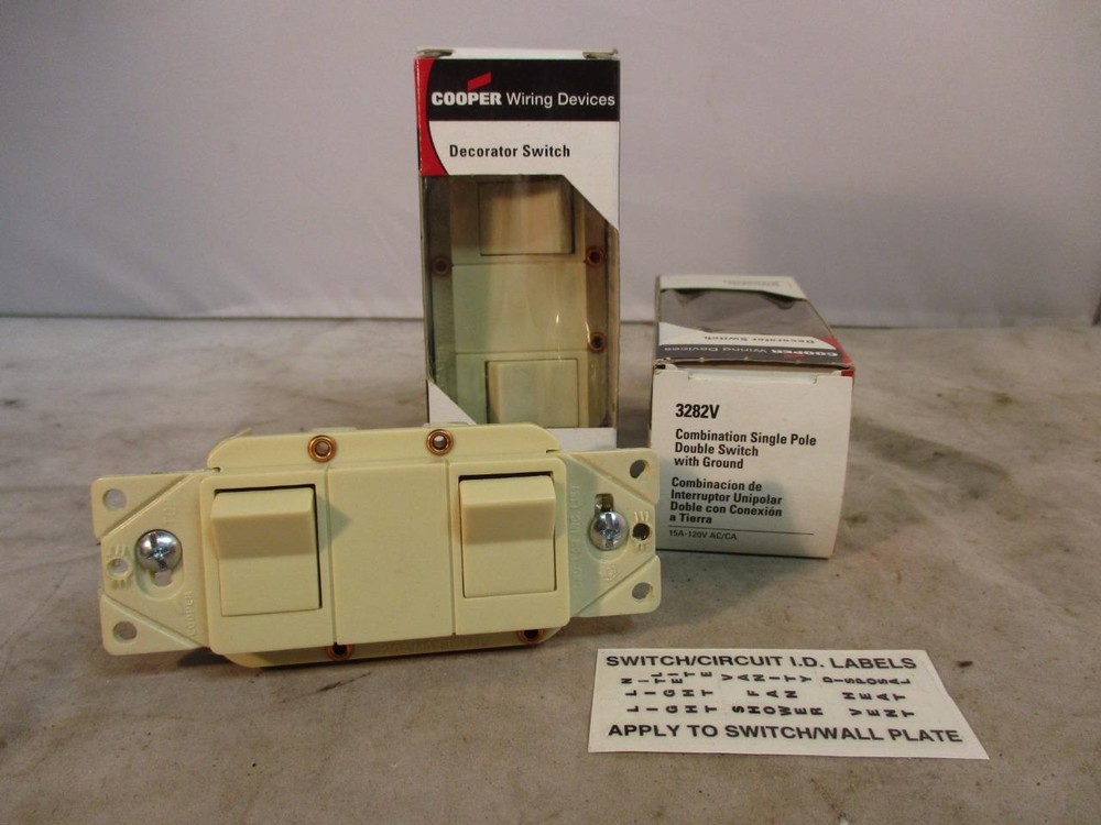 Cooper 3282V Combination Single Pole Double Switch w/ Ground 15A 120V