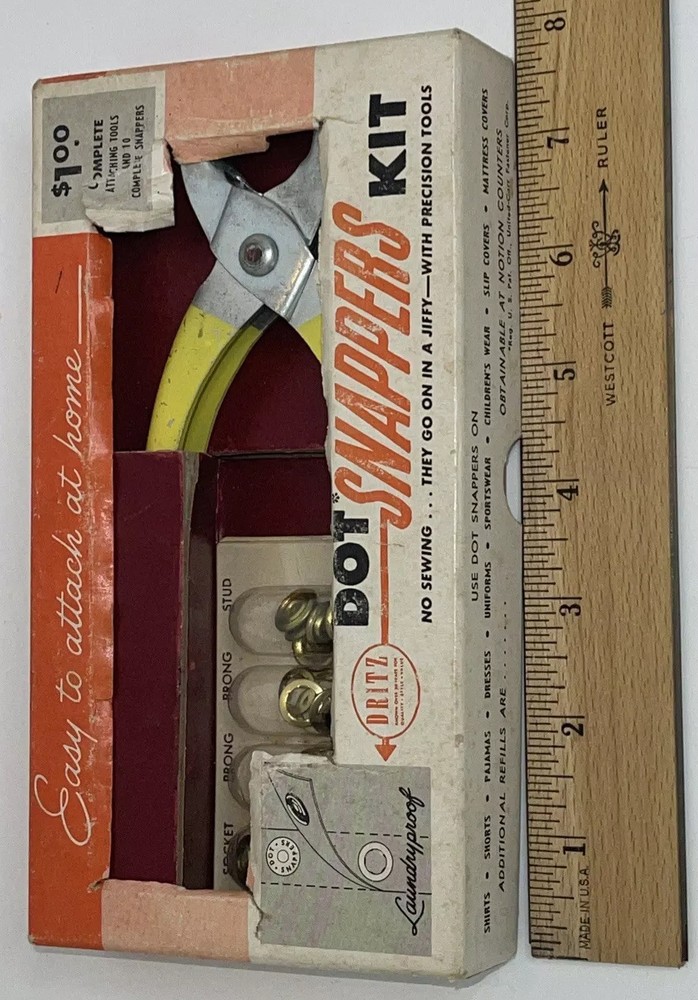 Vintage Dritz Dot Snappers Kit