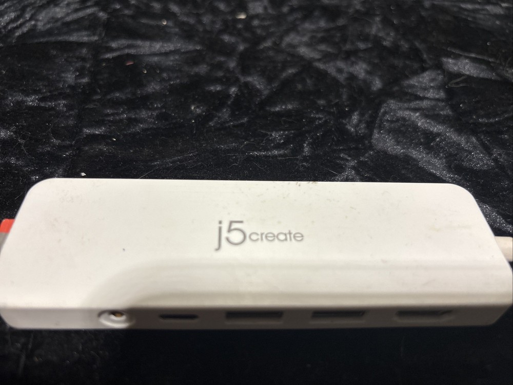 j5create JCD373 MICRO SD/SD USB MIC HDMI Mini POWER IN Dock Adapter