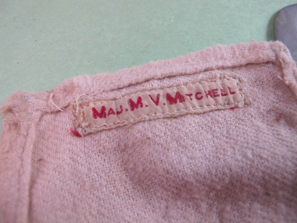 personal mirror from Major MV Mithcell found in war booty box 1925