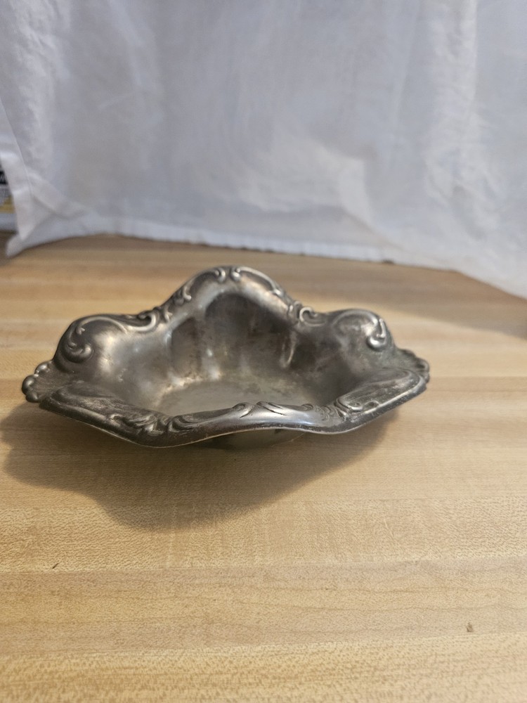 Vintage Sheridan Silver-Plate Candy Dish 7"