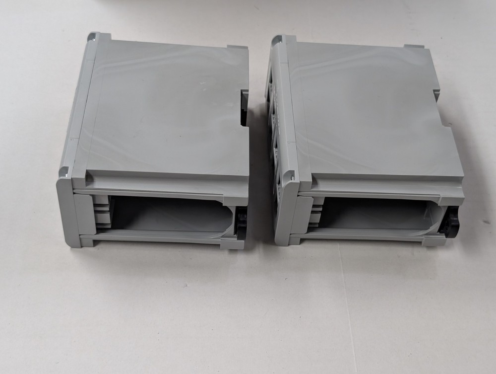 New Panduit CDPP8RG DIN Rail Shielded Patch Panel - No Box