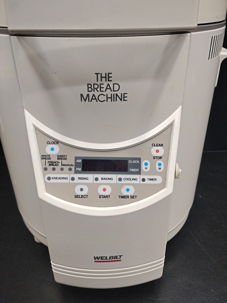 Welbilt The Bread Machine Maker ABM-100-3 White Dome Top 2lb Loaf Automatic