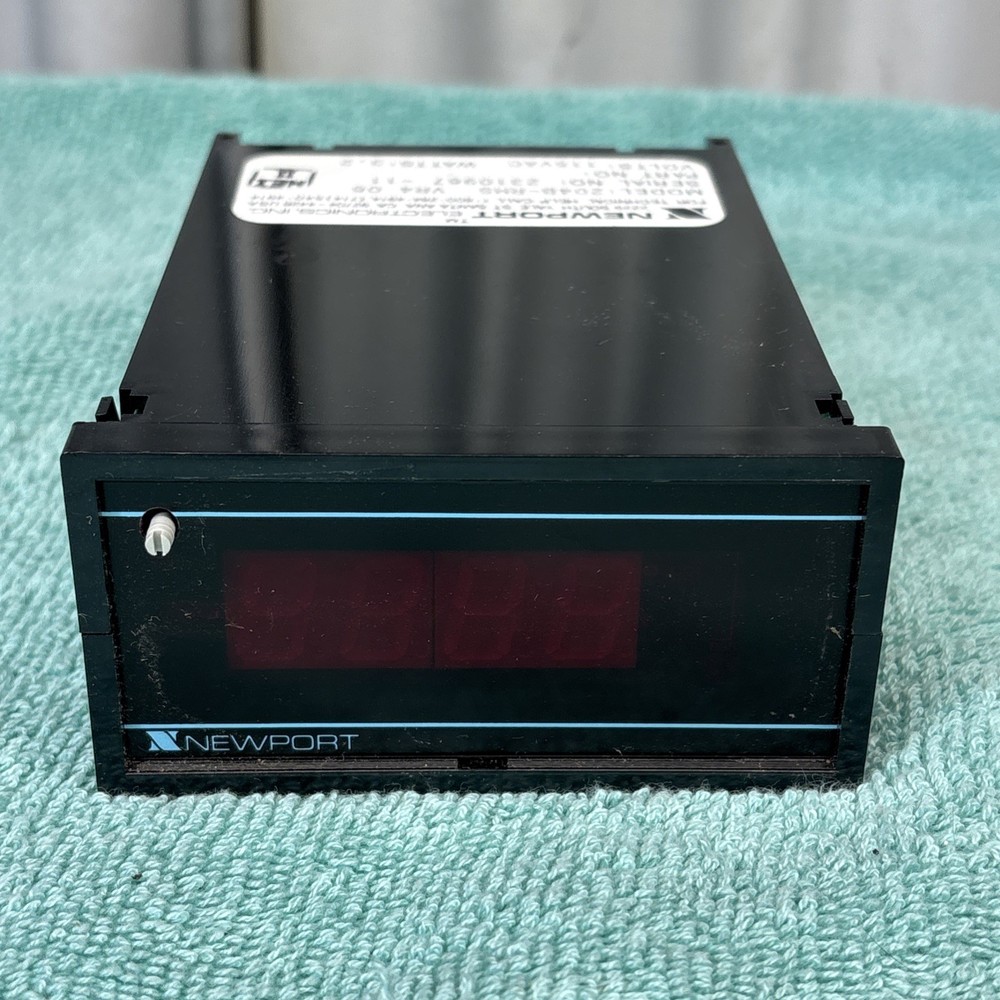 Newport 204B-RMS VR4 06 Panel Meter