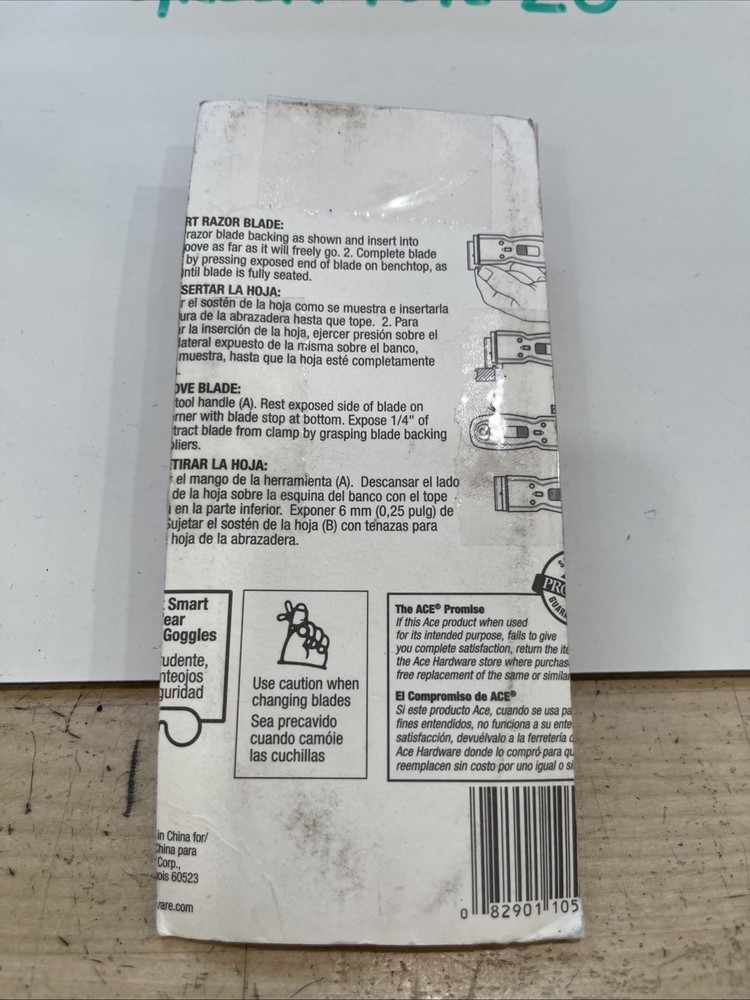 Razor Scraper Retractable Locking Trigger Includes 5 Blades NEW