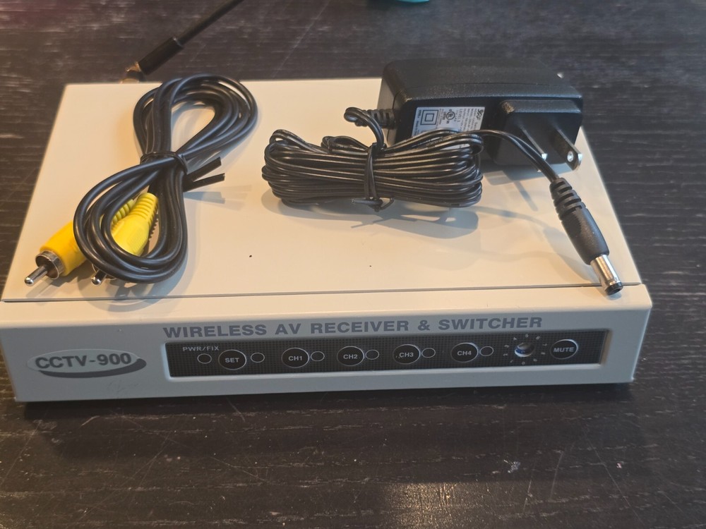 CCTV-900 Wireless A/V Receiver & Switcher