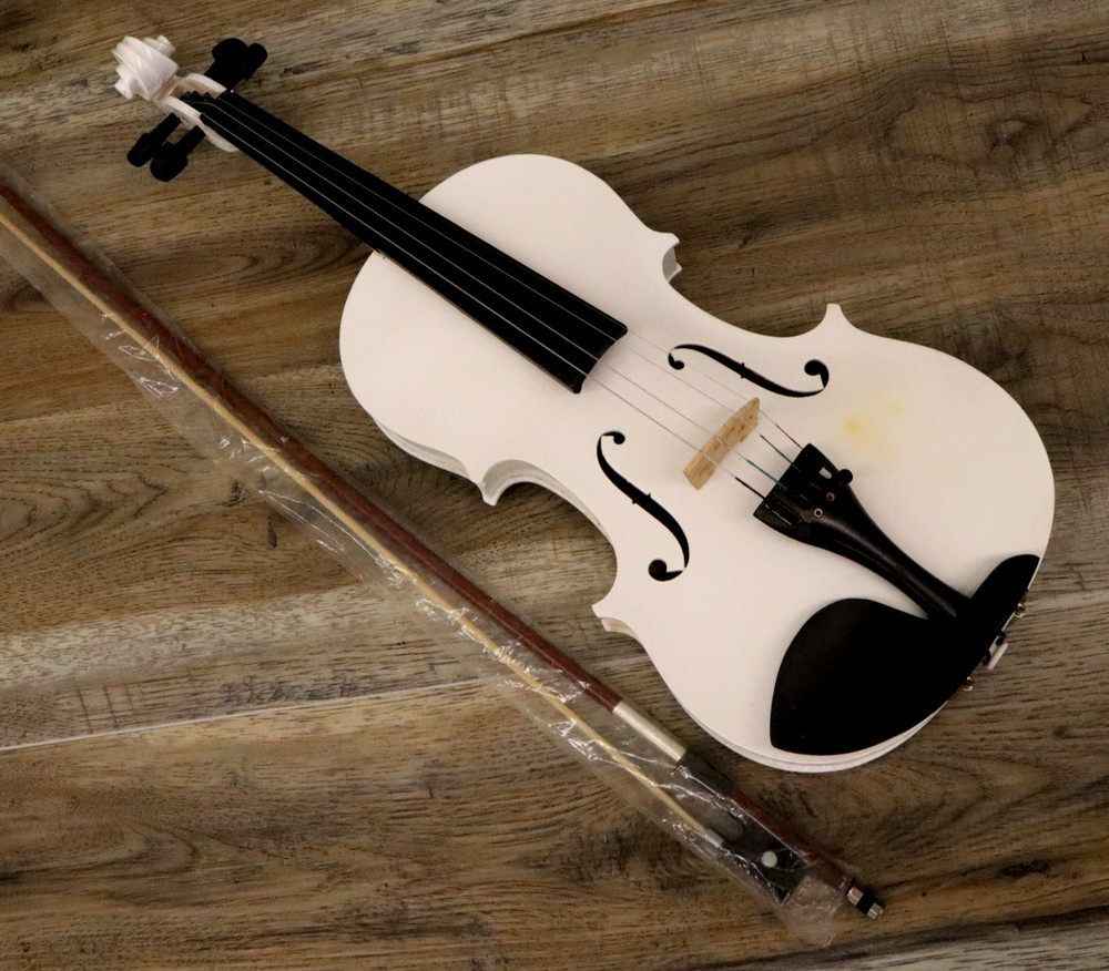 White Solid Wood Violin Package 4/4 Full Size w/ Case & Bow