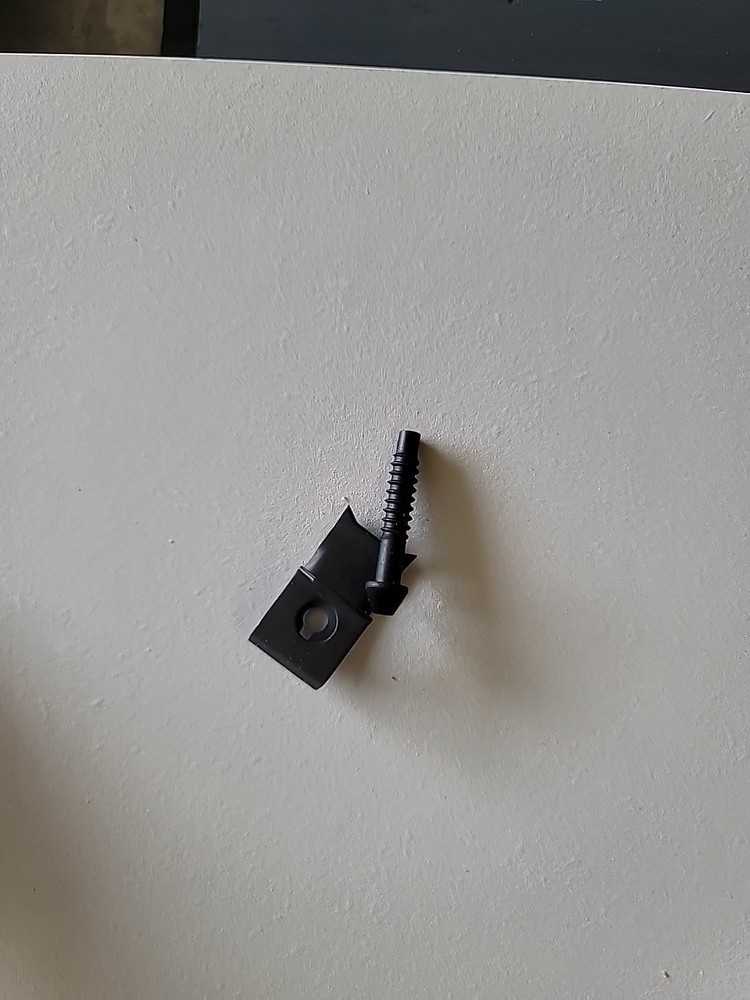 Drop-in sink clips