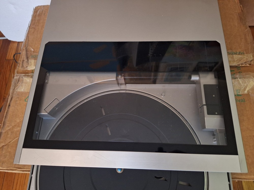 Sony Biotracer Linear Tracking Stereo Turntable PS-FL77