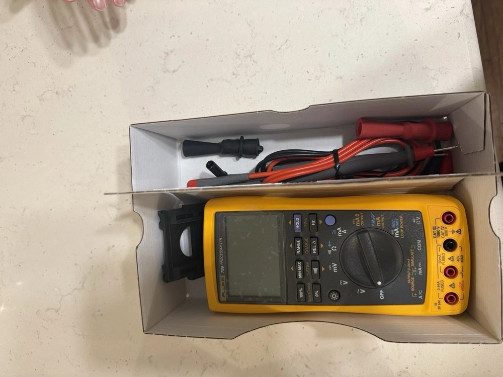 Fluke 789 ProcessMeter Multimeter New in Box