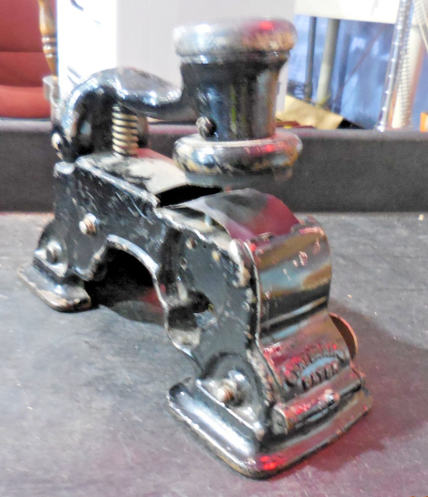 ANTIQUE CENTENNIAL DATE STAMPER : PRE-OWNED (MHS)