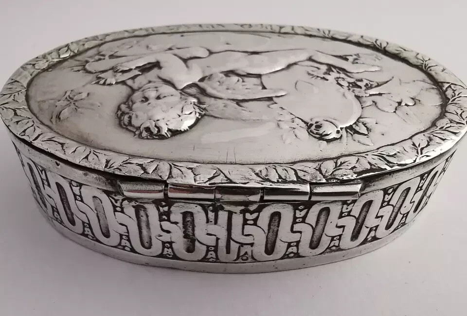 Berthold Muller Solid Silver Table Box - Chester 1901