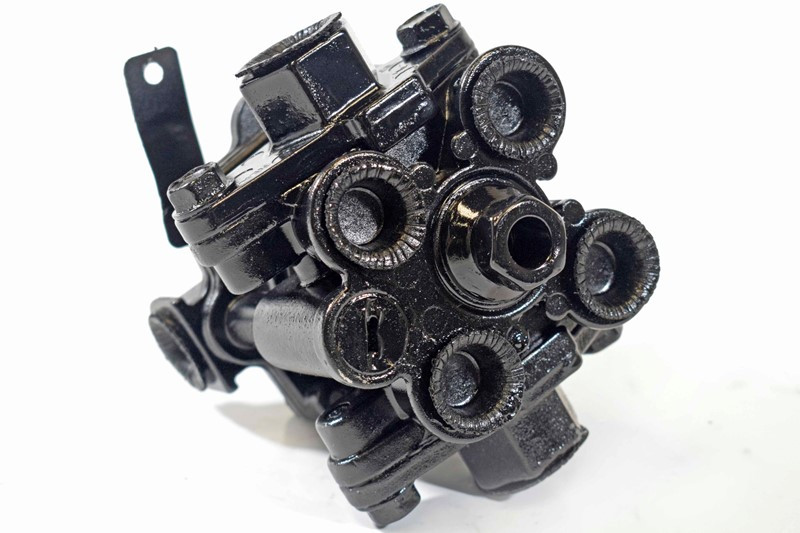 Bendix Air Valve Components 110170X (361-10478)