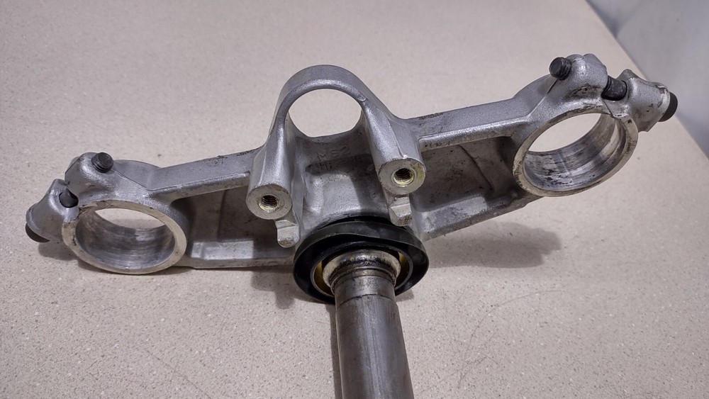 1993 Honda CBR1000F Triple Tree Fork Clamps