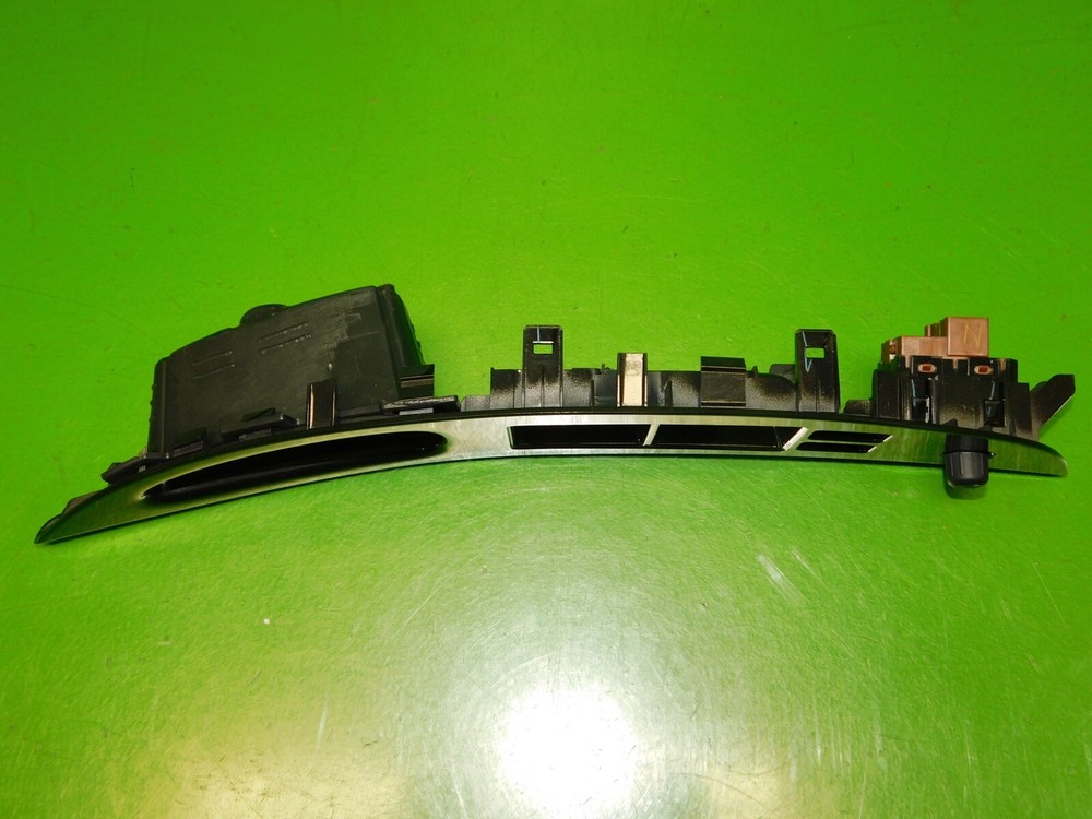 14-17 Infiniti QX50 OEM driver left front door pull master switch panel mount