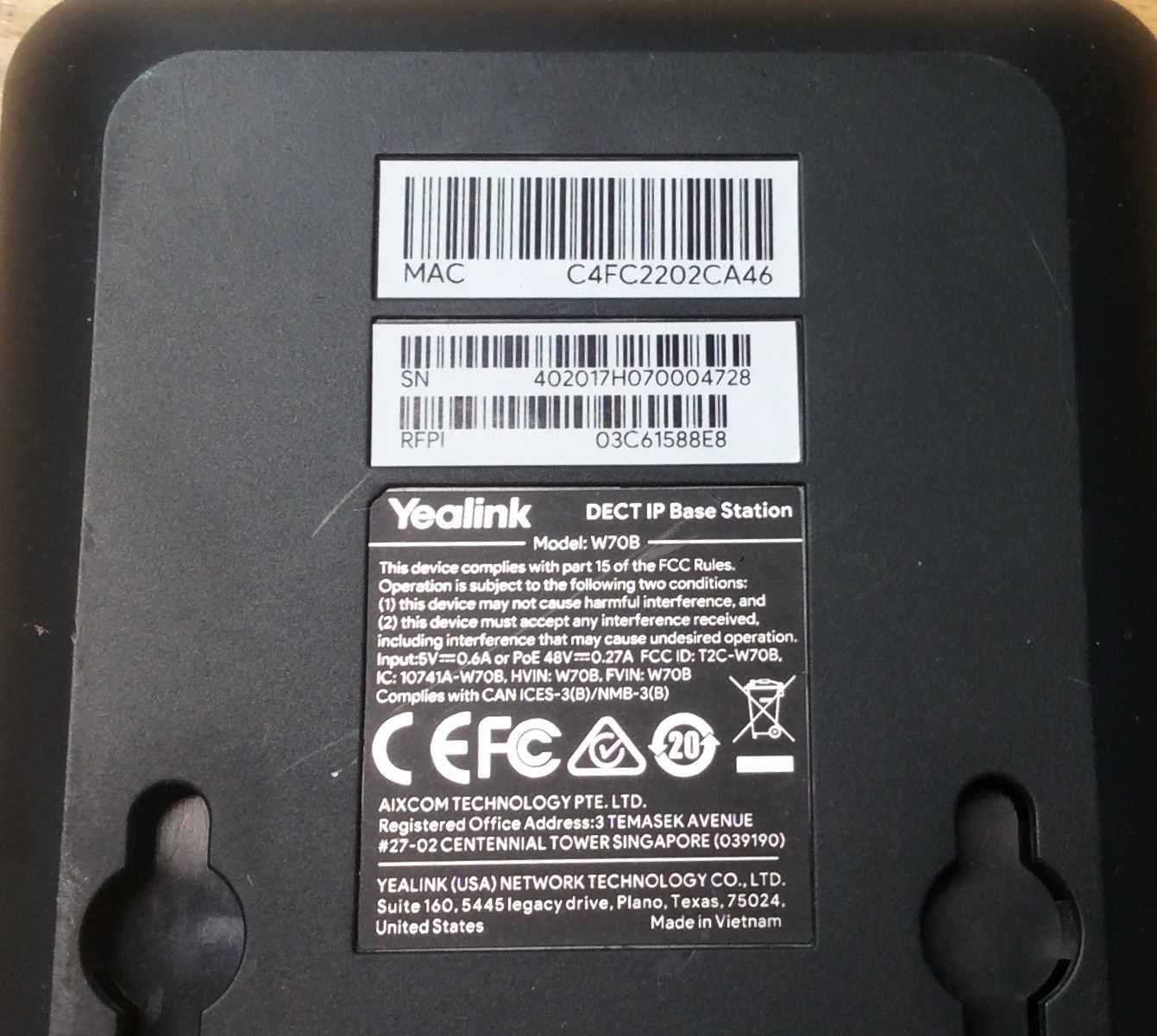 Yealink W56H and Dect IP Base Station W70B -complete kit