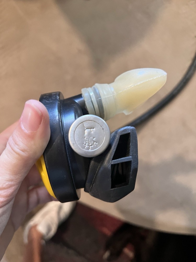 US Divers Octopus Scuba Diving Regulator W/ Suunto Fusion Computer Dive Console