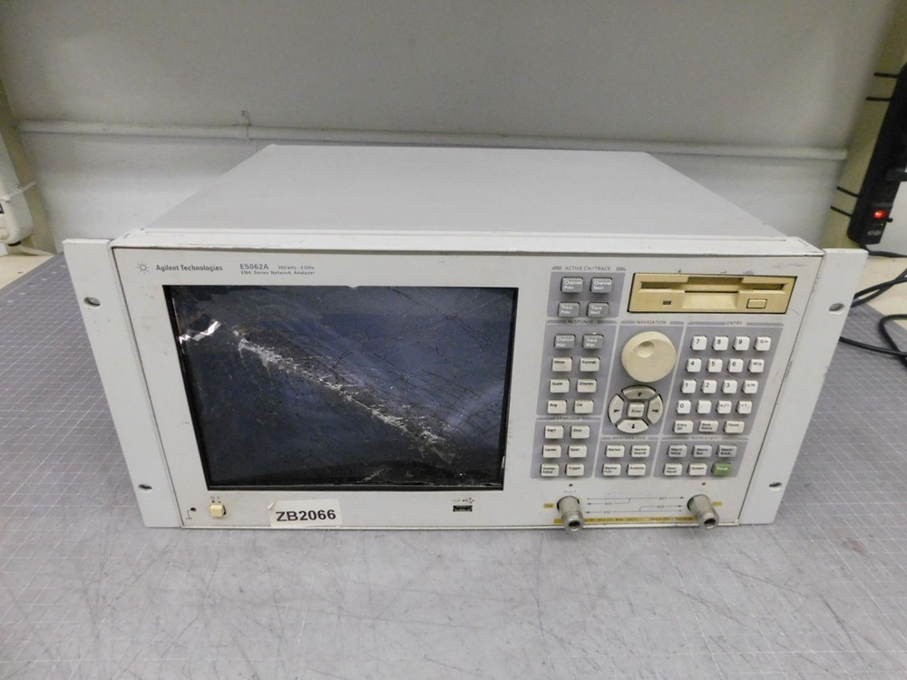 AGILENT E5062A NETWORK ANALYZER 300 KHZ- 3 GHZ, OPT 015,275 M5002