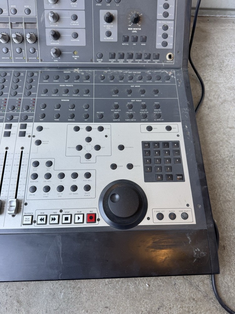 Digidesign Focusrite MC124 Control24 Protools Professional Mixer Console WORKS!