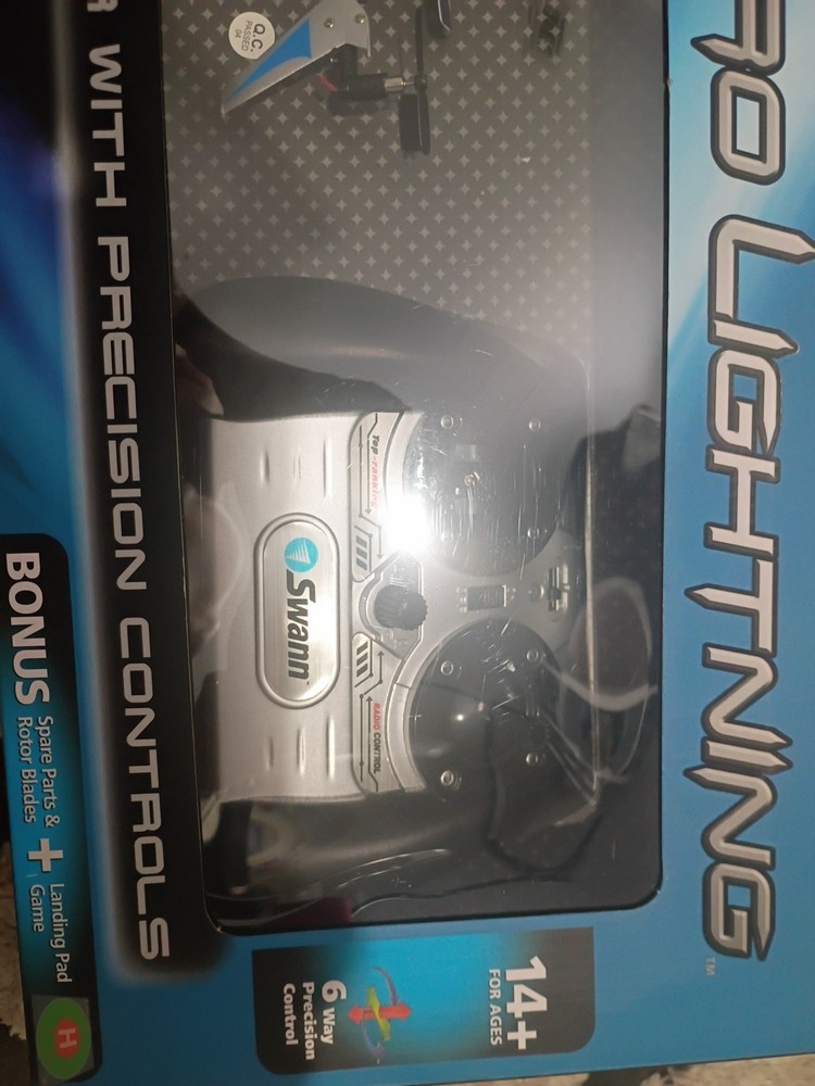Swann Micro Lightning Remote Helicopter