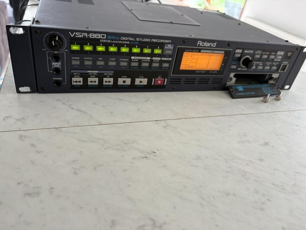 Roland VSR880