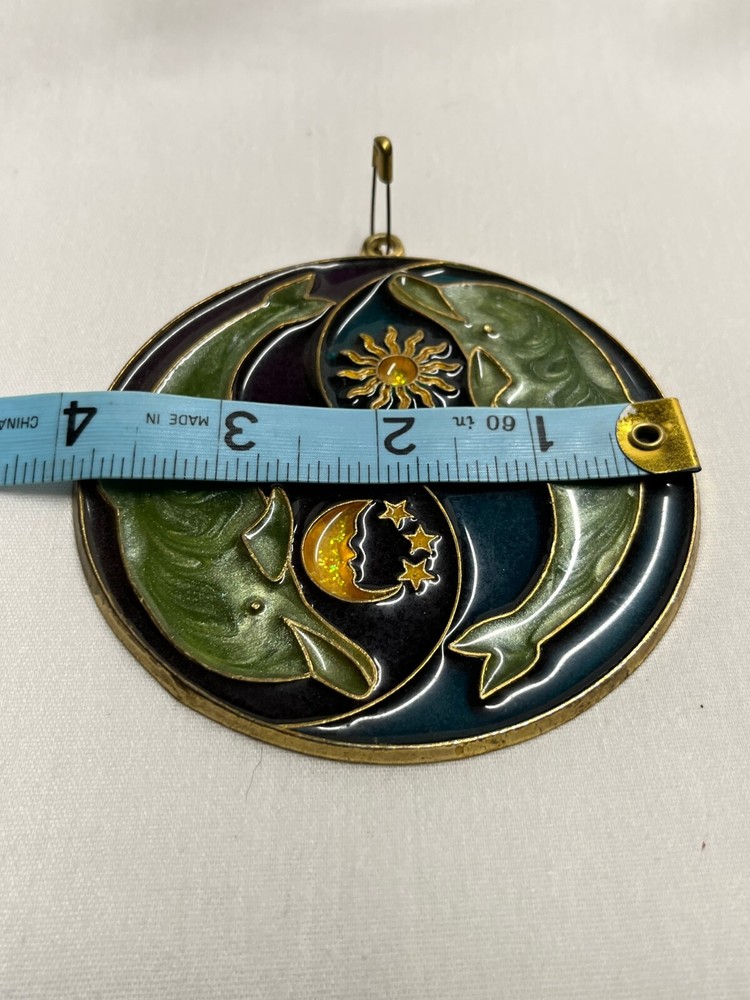 Suncatcher- Yin Yang Dolphins
