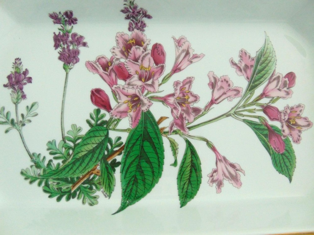 Spode "Stafford Flowers" 14" Rectangular Oven to Table Baker -Weigela & Lavender