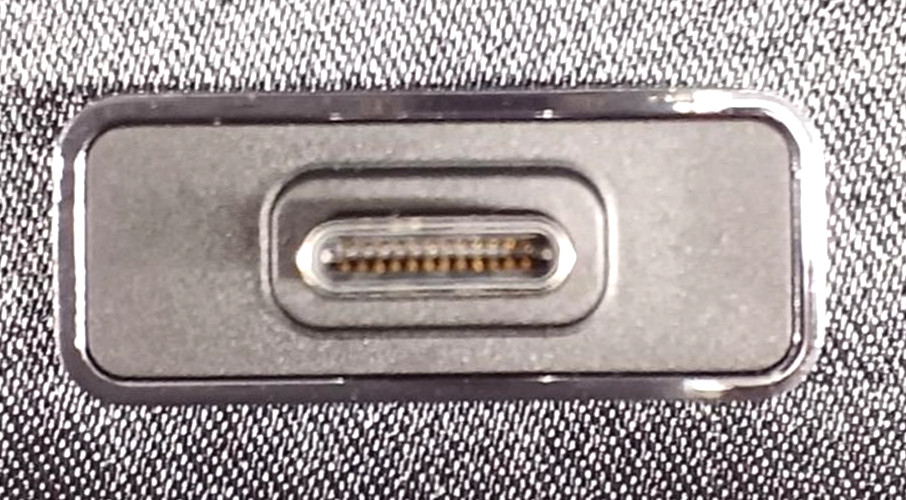 Questyle QCC Dongle Pro Lossless Bluetooth Adapter Transmitter Mfi Certified