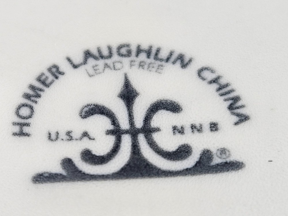 HOMER LAUGHLIN SMALL OVAL PLATE 3 GREEN STRIPE NNB 1999 DATE CODE