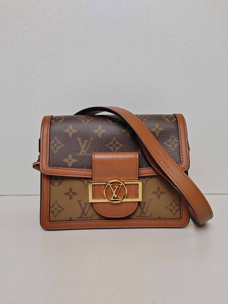 Louis Vuitton Shoulder Bag Monogram Brown Dauphine