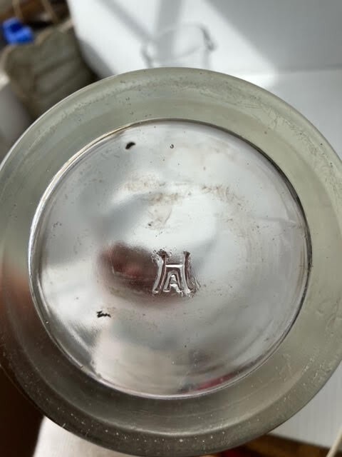 Hazel Atlas Glass Co. Measuring set