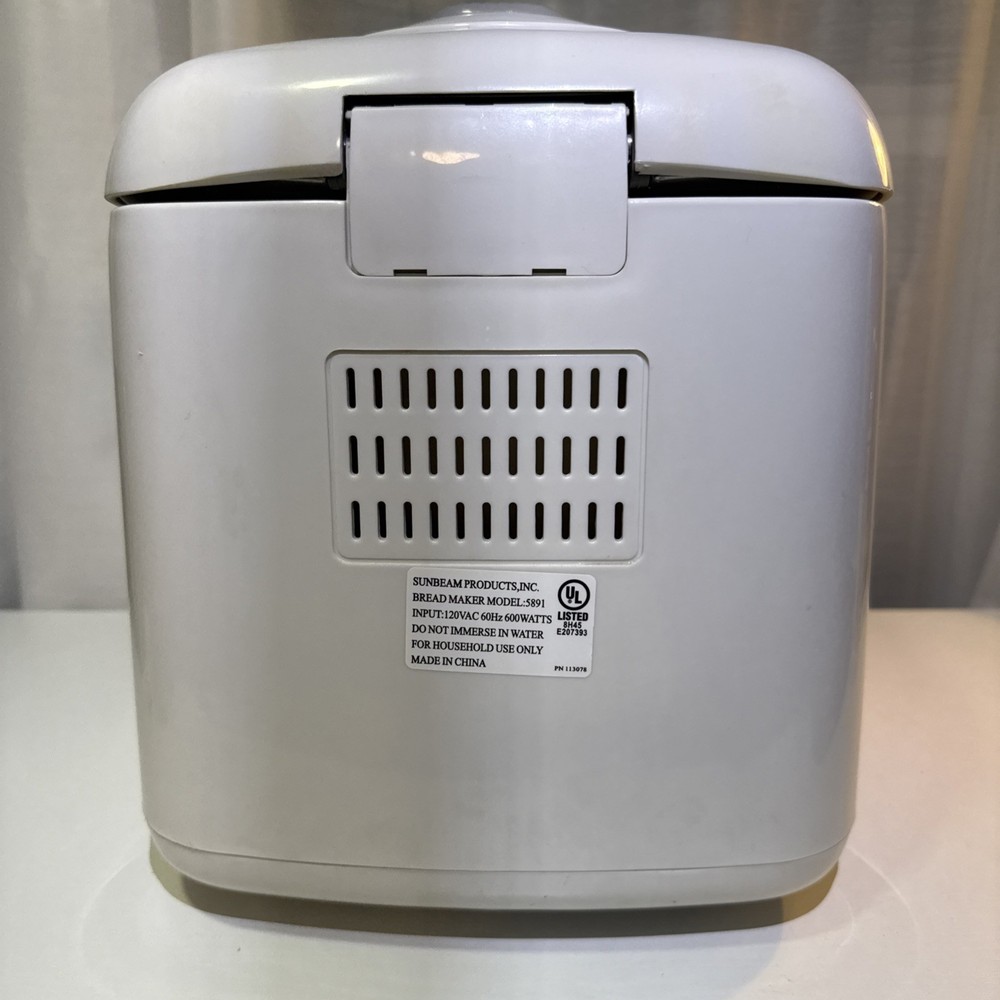 Sunbeam Bread Maker Machine Model 5891 White 2 LB Capacity