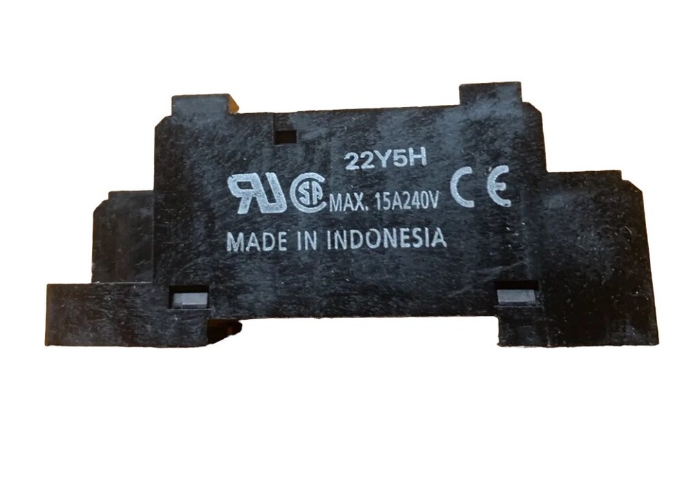 Omron 22Y5H Socket *SALE*