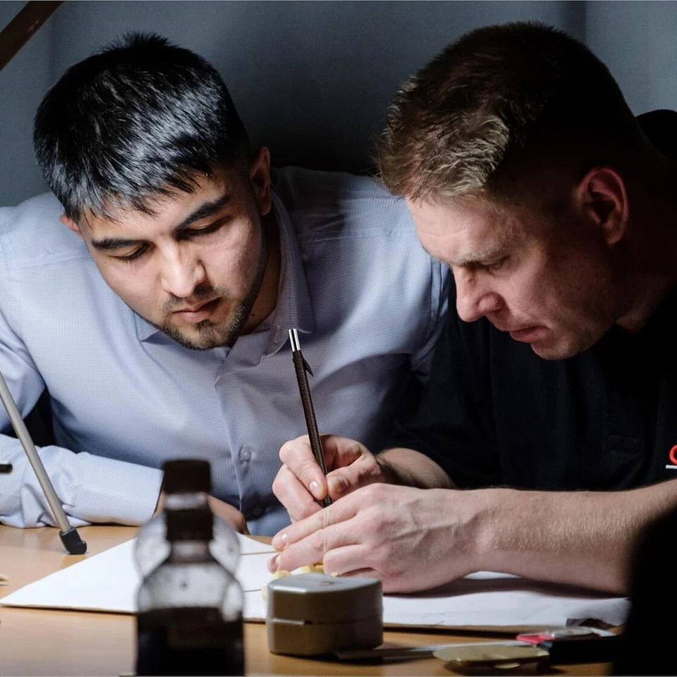 8 Pcs Tungsten Steel Chisel, Metal Engraving Tools, Chisel Set with Leather S...