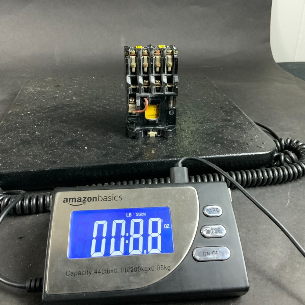 KLOCKNER MOELLER DILOOL-44 CONTACTOR ($35 OBO)