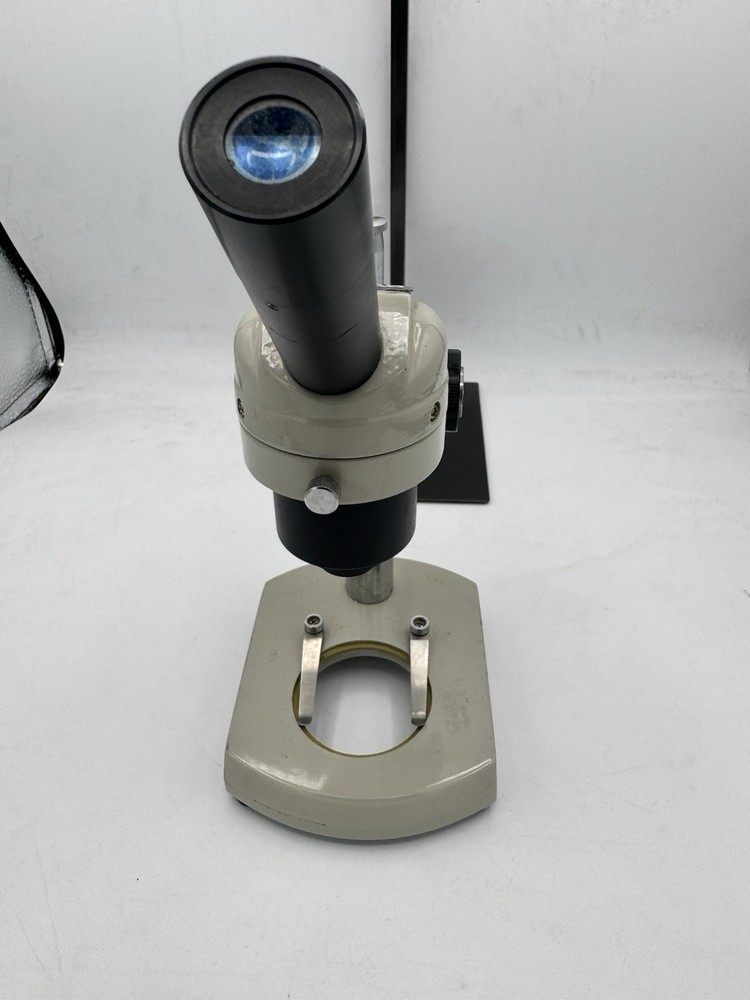 Boreal Microscope Missing Middle Holder