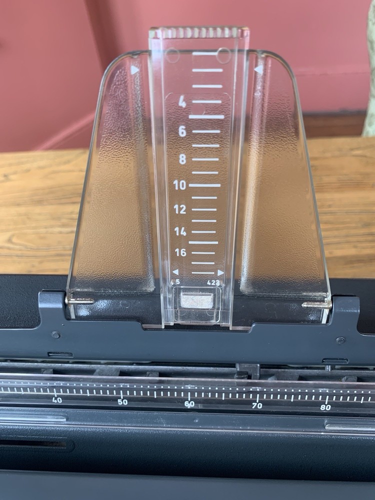 Olympia SG3N Typewriter