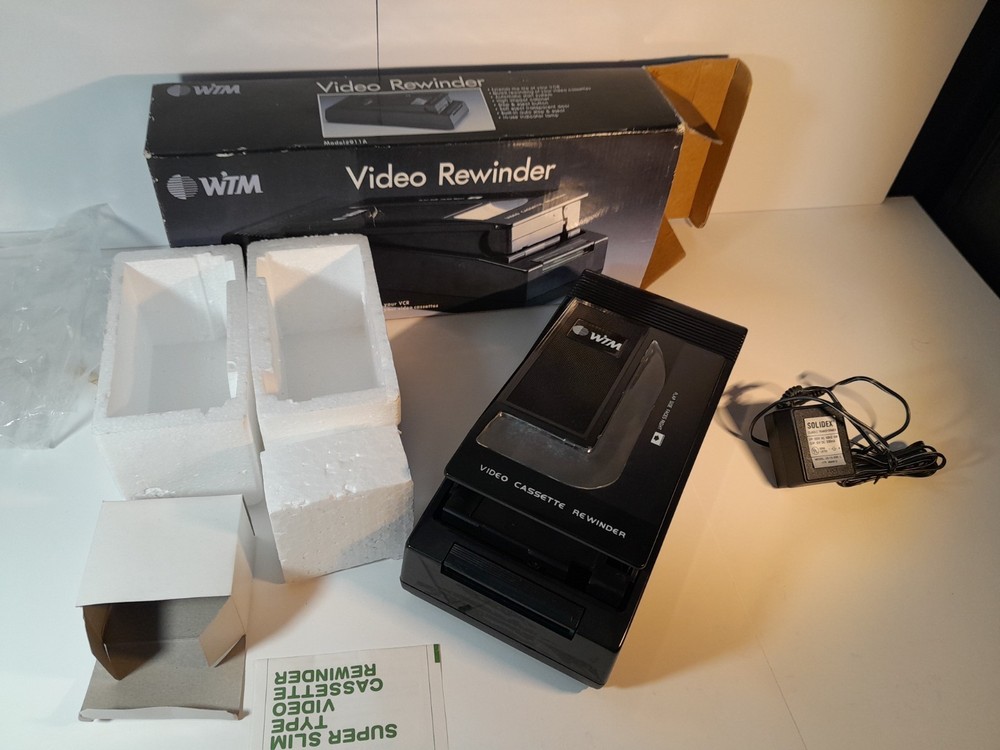 WTM VHS Video Rewinder w/ AUTO STOP & EJECT (Model: 911A) AC Powered DESCRIPTION
