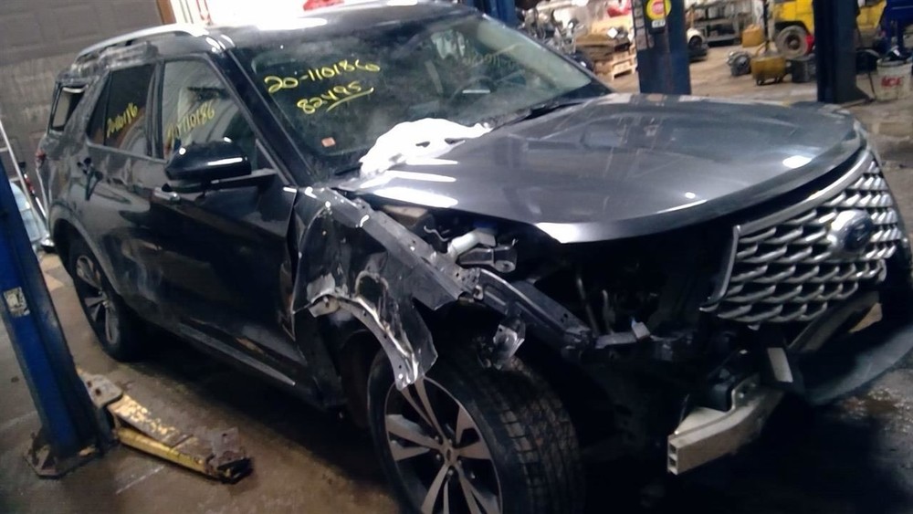 Windshield-Mounted Camera Fits 20-23 EXPLORER 10303385