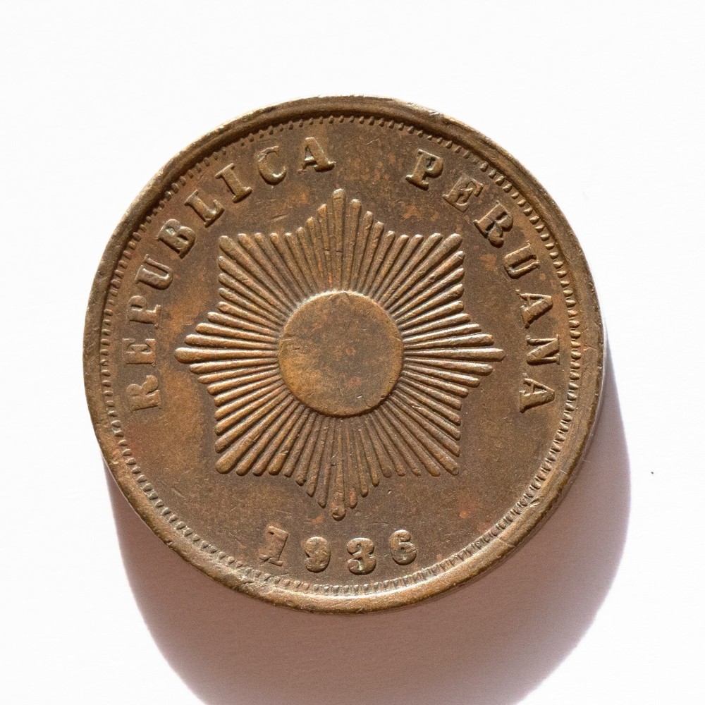Peru 2 Centavos 1936 Copper Coin