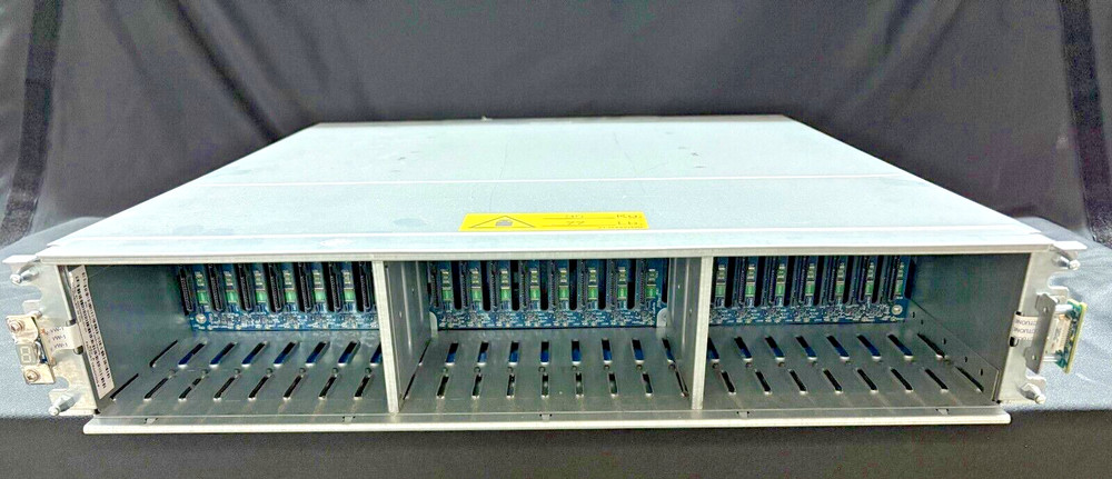 Dot Hill - FRUKA05-01 - 6Gbps - 2Ux24 Chassis