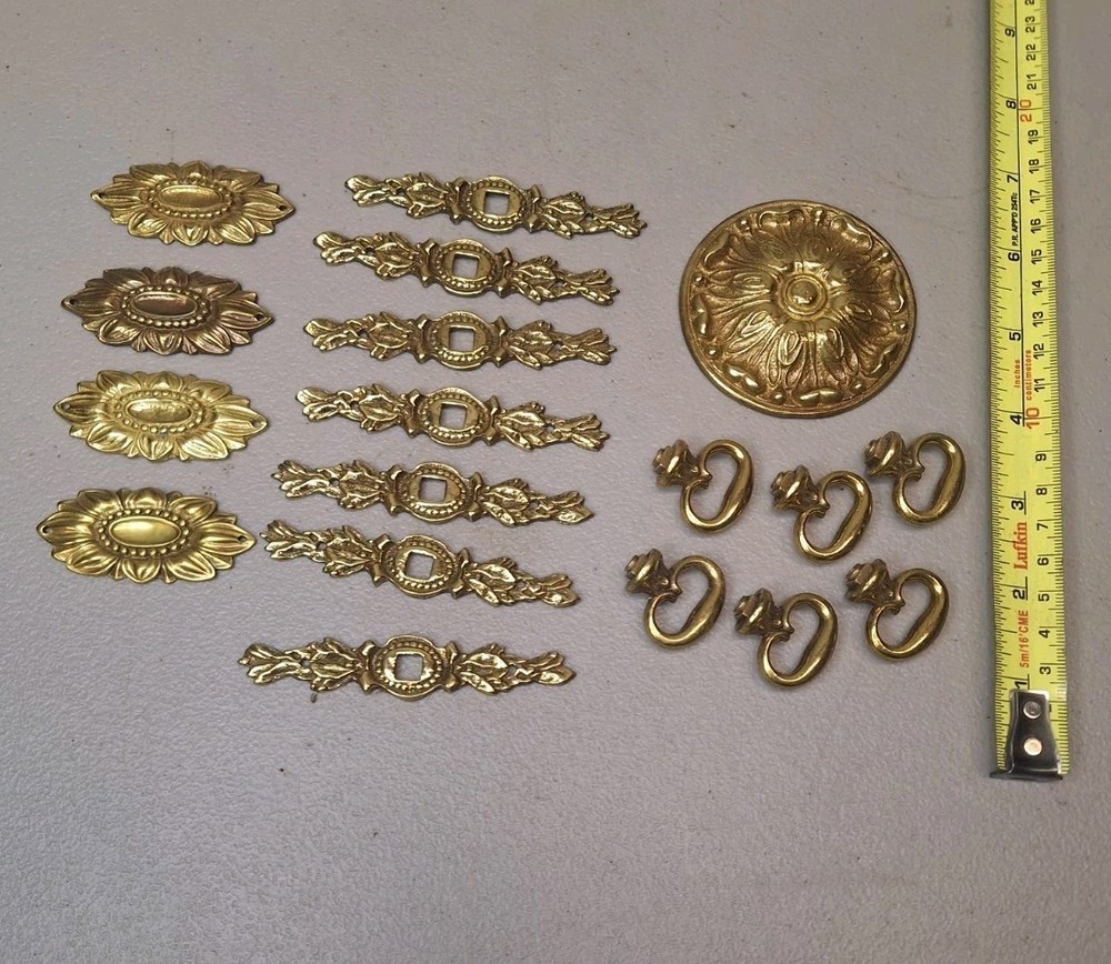 18 Vintage Solid Brass Pieces Cabinets HARDWARE Ornate Nos Please Read