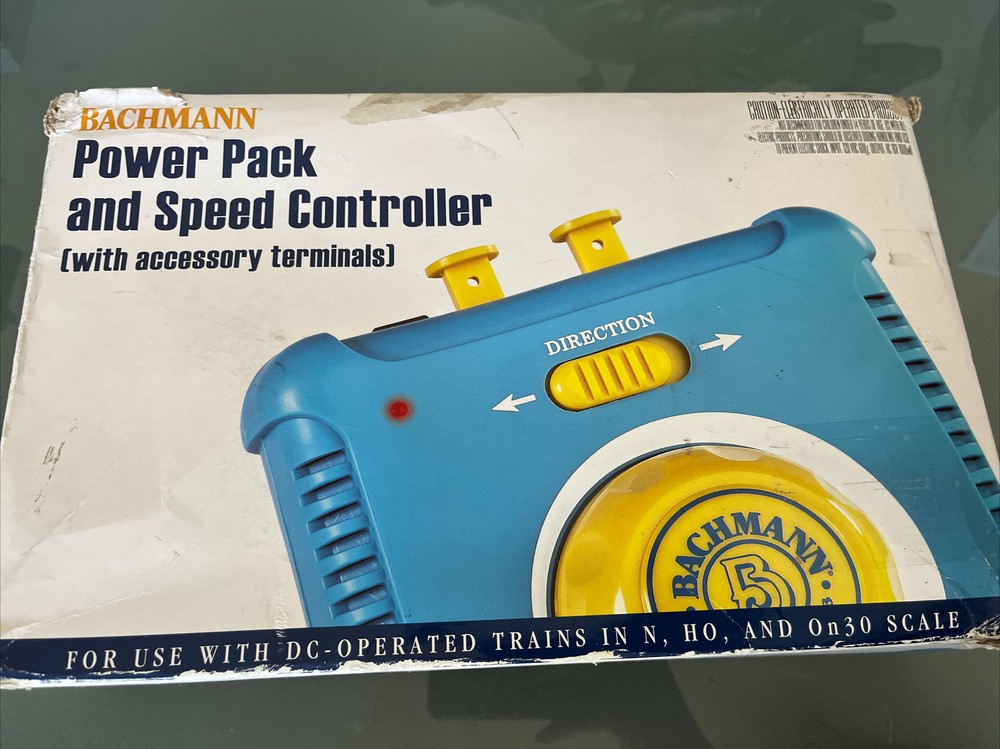 Bachmann Blue Power Pack and Speed Controller with AC Accessory Terminals